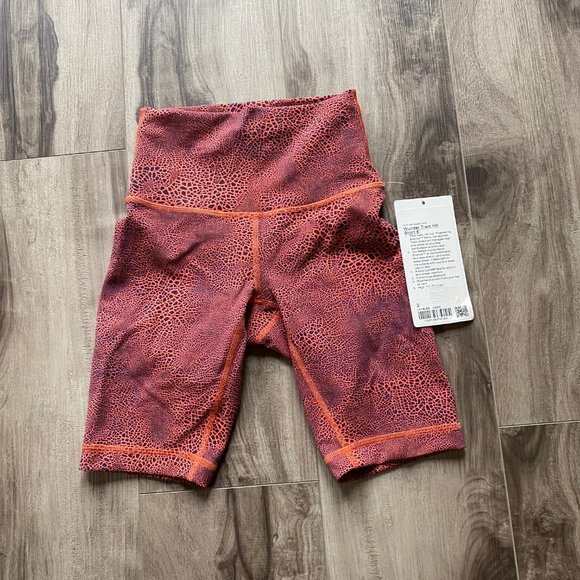 Lululemon Wunder Train HR Short 8' - Picture 2 of 4